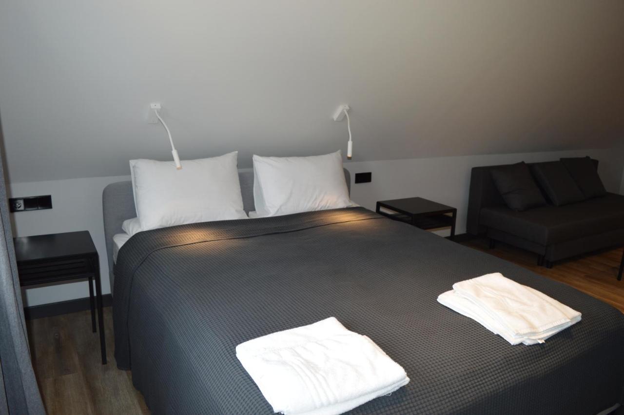 Baltas Gandras Hotell Naisiai Exteriör bild