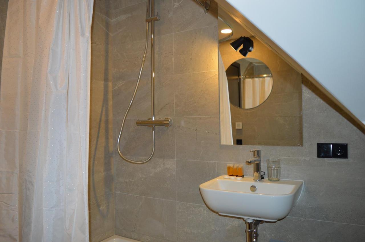 Baltas Gandras Hotell Naisiai Exteriör bild