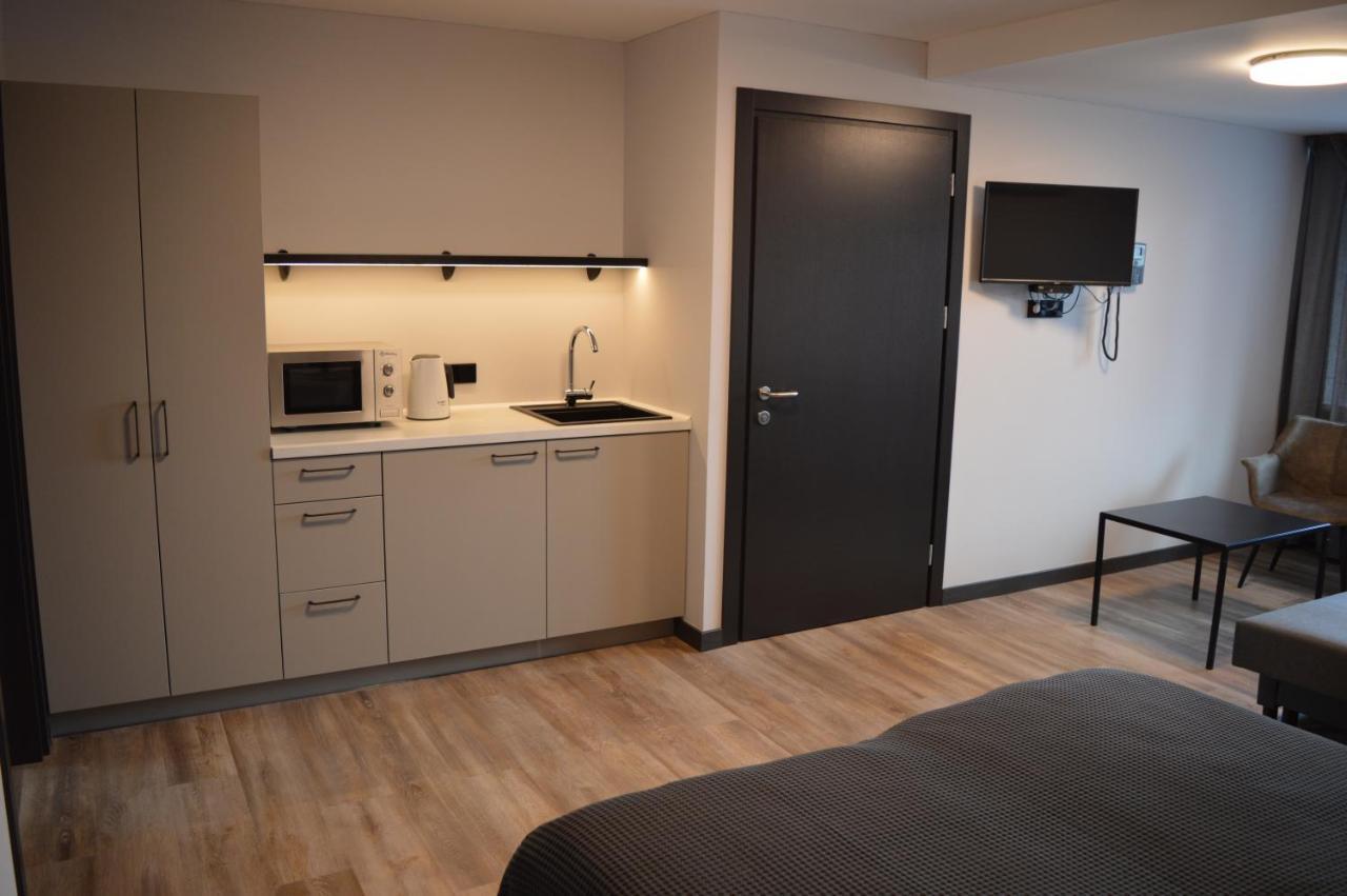 Baltas Gandras Hotell Naisiai Exteriör bild